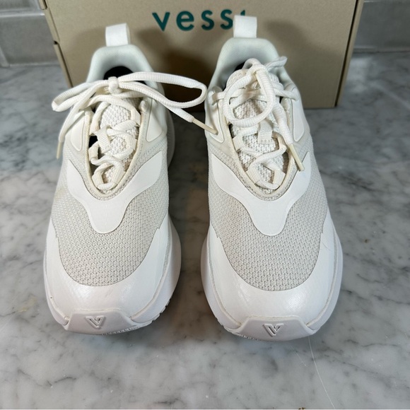 Vessi Waterproof Tidal Sneaker Warm White Women’s Size 7.5 - Picture 2 of 13